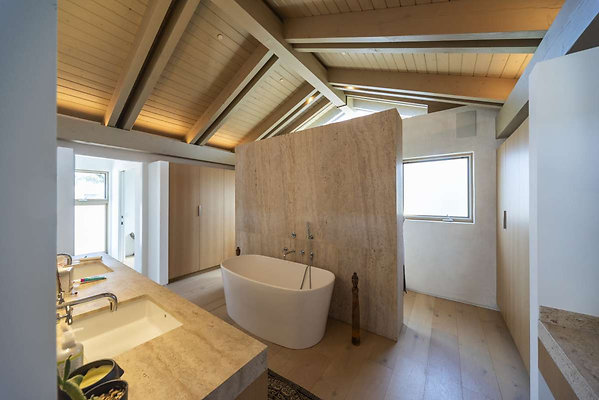 13640 bath 3