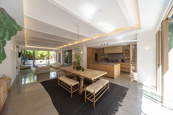 13640 dining 2