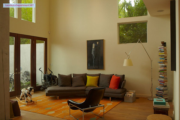 LocationsDepartment.Net  Modern Home 333 027