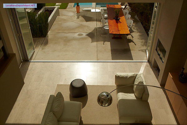 LocationsDepartment.Net  Modern Home 333 096