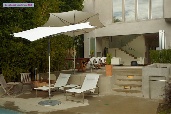 LocationsDepartment.Net  Modern Home 333 067