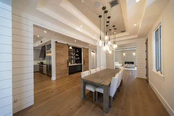 13436 dining 6