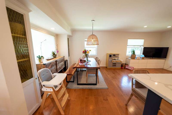 12356 dining 3
