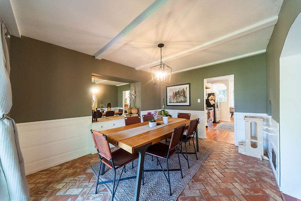 12756 dining 2