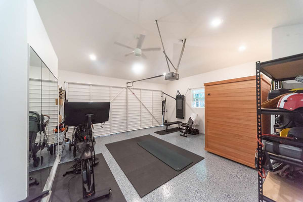 12756 garage 3