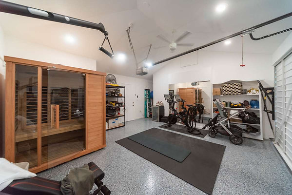 12756 garage 2