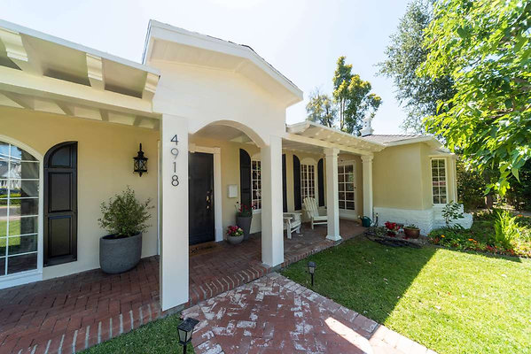 12756 porch 1