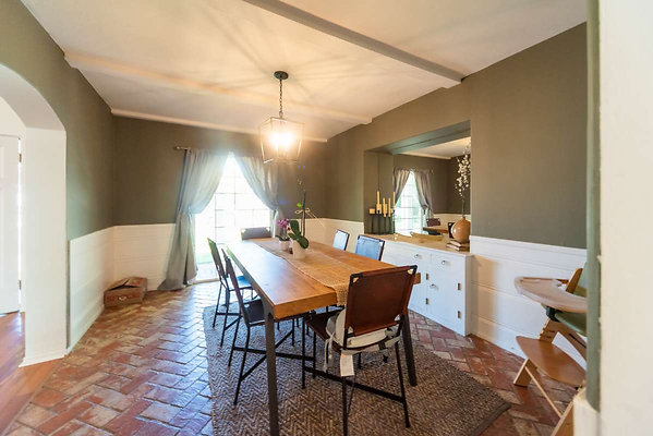12756 dining 3