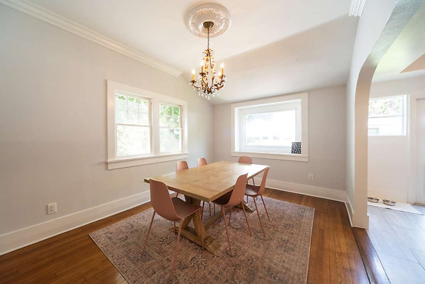 13409 dining 1