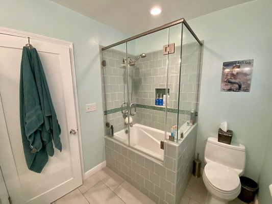 12800 bath 4