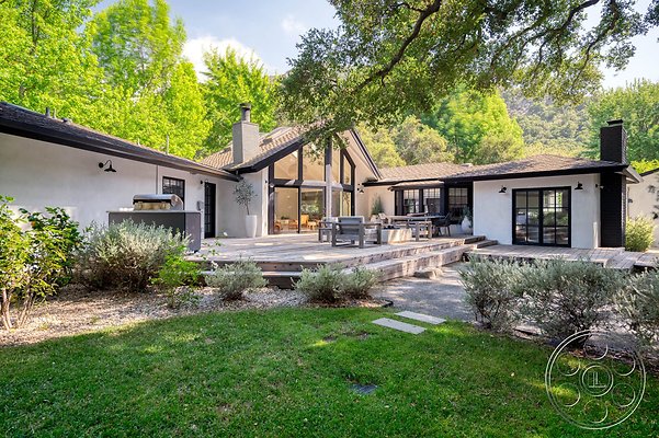 modern-farmhouse-6-58