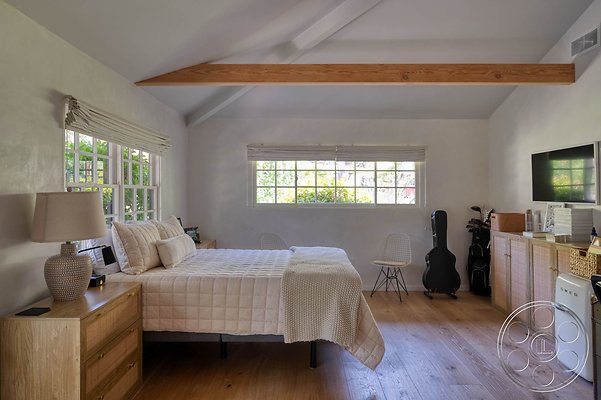 modern-farmhouse-6-49