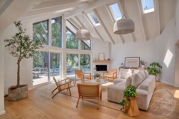 modern-farmhouse-6-9