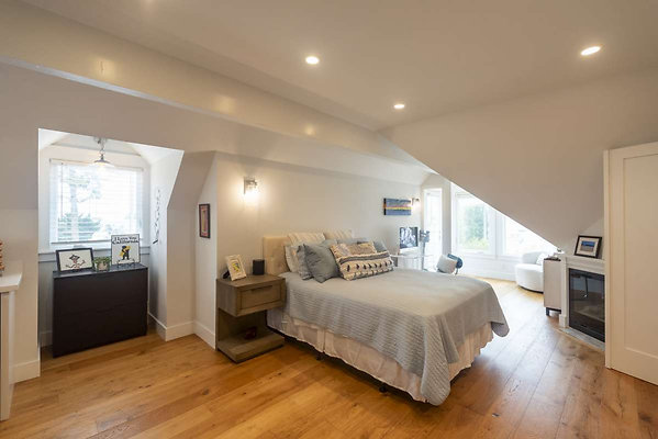 13654 bed 1