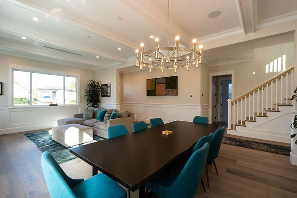 13147 dining 5