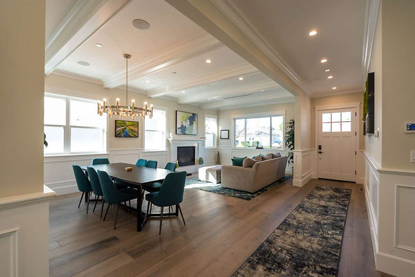 13147 dining 2
