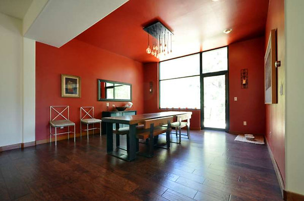 9073 dining 2