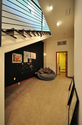 9073 hall 4