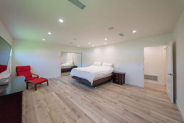 12005 bed 1