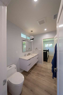 12005 bath 3