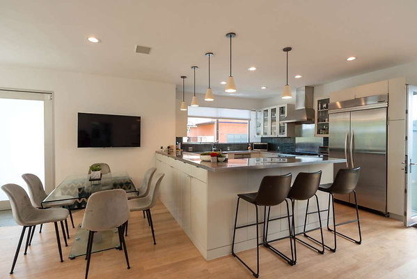12990 dining 3