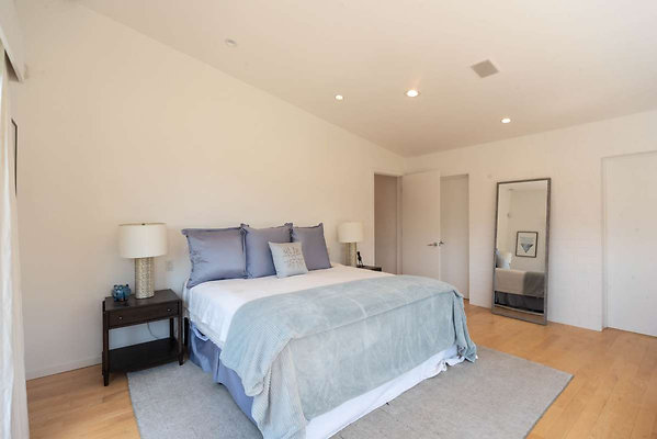 12990 bed 1