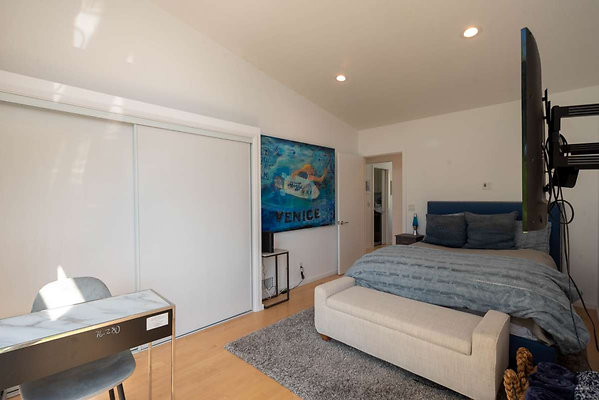 12990 bed 12