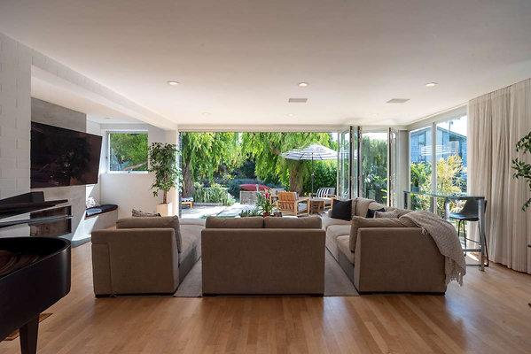 12990 living 6
