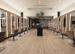 Salon True