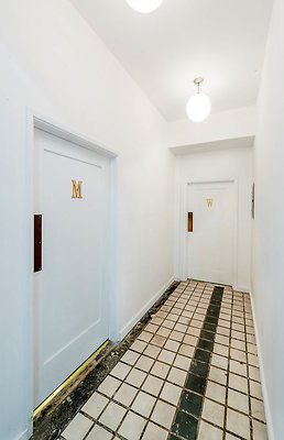 HT bathroom entry+copy