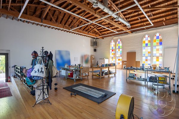 studio-100-6
