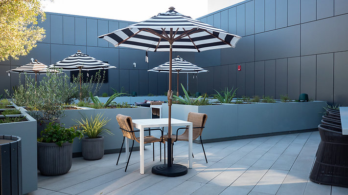 TheResidencesWestEdge-TheSkyBox-17