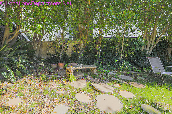 MID CENTURY MODERN HOME 1935-49