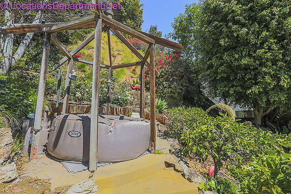 MID CENTURY MODERN HOME 1935-45