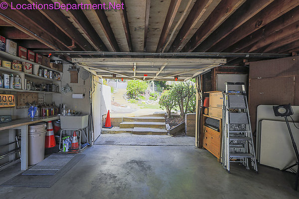 MID CENTURY MODERN HOME 1935-99