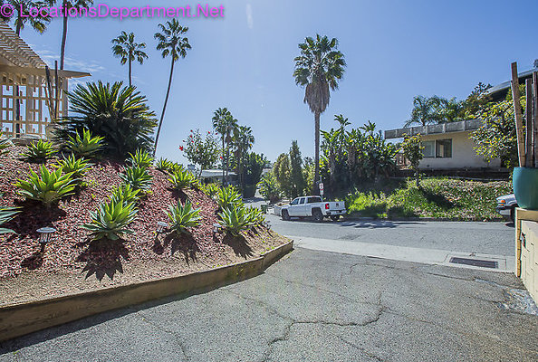 MID CENTURY MODERN HOME 1935-5