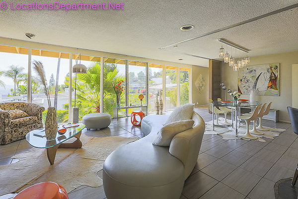 MID CENTURY MODERN HOME 1935-60