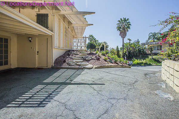 MID CENTURY MODERN HOME 1935-7