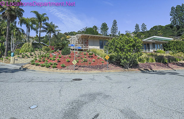 MID CENTURY MODERN HOME 1935-103