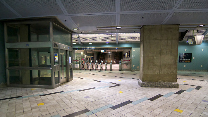 Metro HollywoodHighland-Station-12