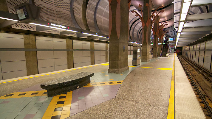 Metro HollywoodHighland-Station-21