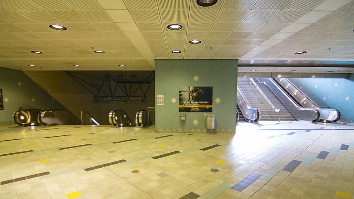 Metro HollywoodHighland-Station-06