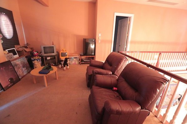 CapEquityNorthridgeHomeWithResortStyleYard61