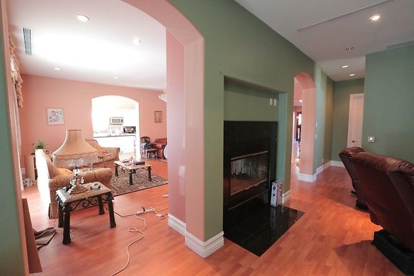 CapEquityNorthridgeHomeWithResortStyleYard54
