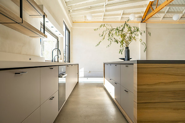 REEL ESTATE PARTNERS EVT13 WEST ADAMS (1)-1 - Dre Shapiro Kagawa House