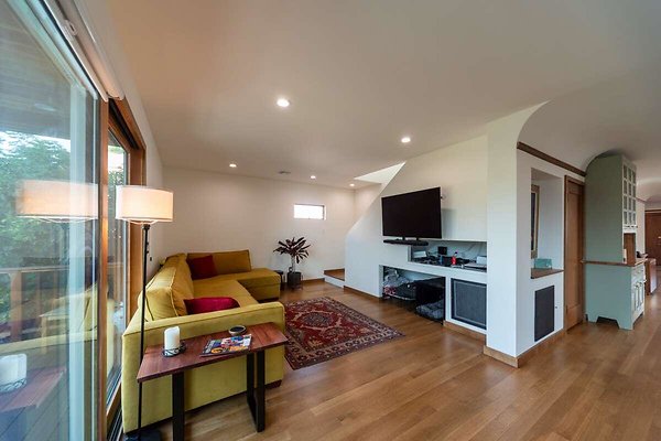 12770 den 1 12770 den 1