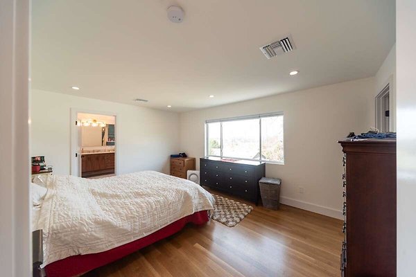 12770 bed 4 12770 bed 4