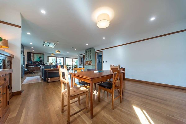 12770 dining 4 12770 dining 4