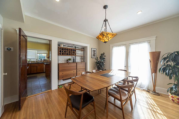 13594 dining 5 13594 dining 5