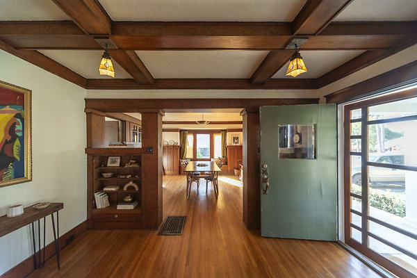 13395 living 6 13395 living 6